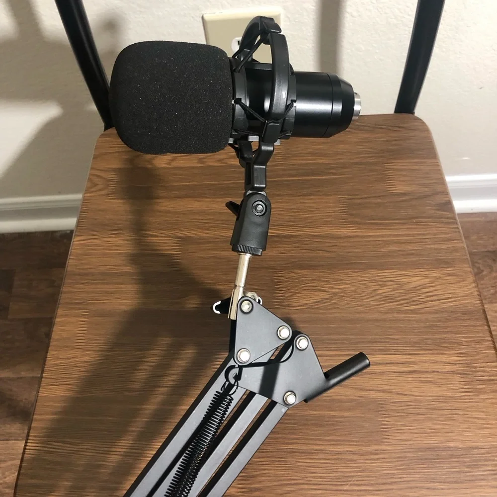 Adjustable Microphone Arm Stand with Microphone Missing the Desk Mount Clamp